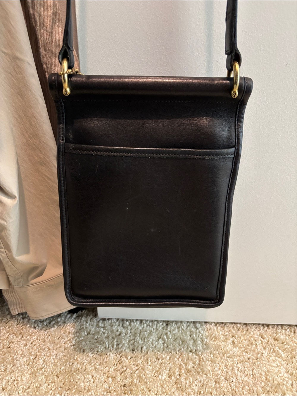 Coach Black Leather Turn-Lock Shoulder Crossbody with Gold Hardware - Picture 5 of 5